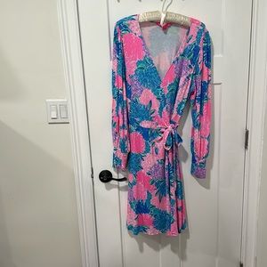 💕Lilly Pulitzer wrap dress💕